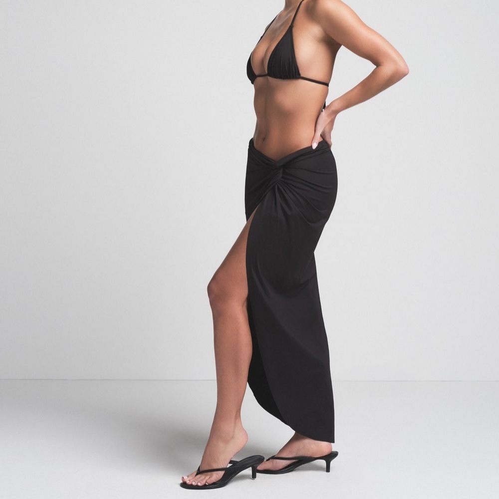 NWT SKIMS Swim Black Sarong Skirt size Medium - Picture 2 of 4